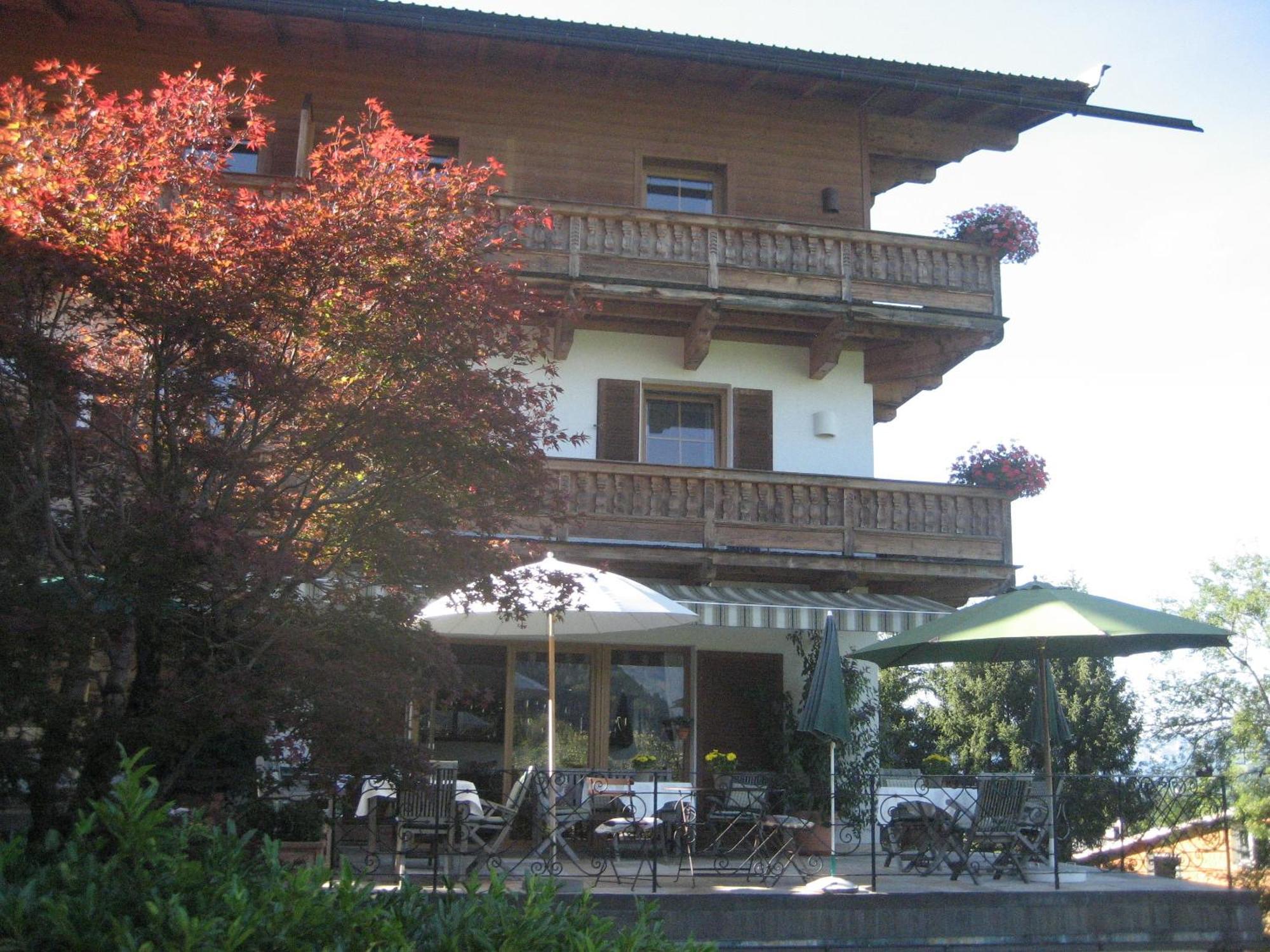 Pension Hinterseer Kitzbuhel Exterior photo